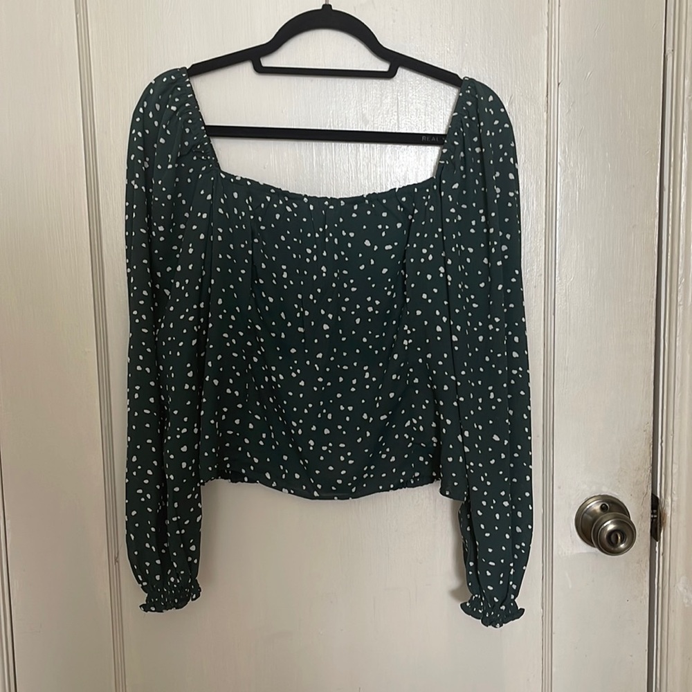Abercrombie and Fitch XL green artsy polka dot top